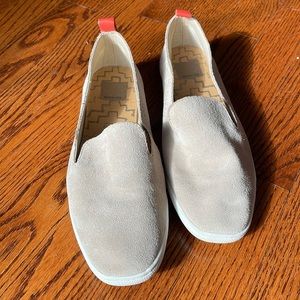 Tan sneaker loafer